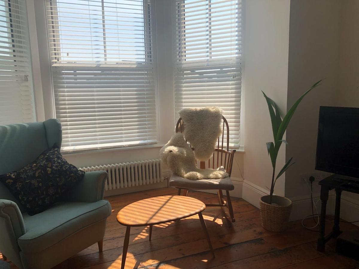 The Nest, Central Falmouth, 10 Mins To The Beaches And Off Street Parking Extérieur photo